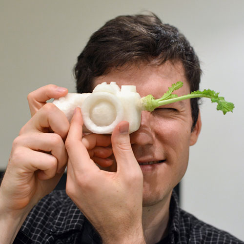 A DSLR designed by nature; millions of years in the making.