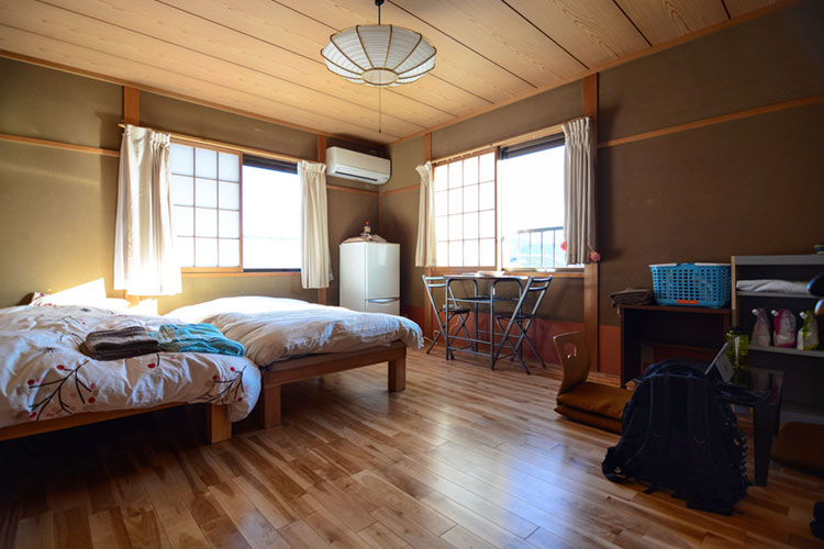 Traditional style room with cedar woodwork at a house for shared living in Kyoto.