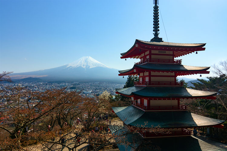Chureito Pagoda facing the snow-capped peak of Fuji Mountain.