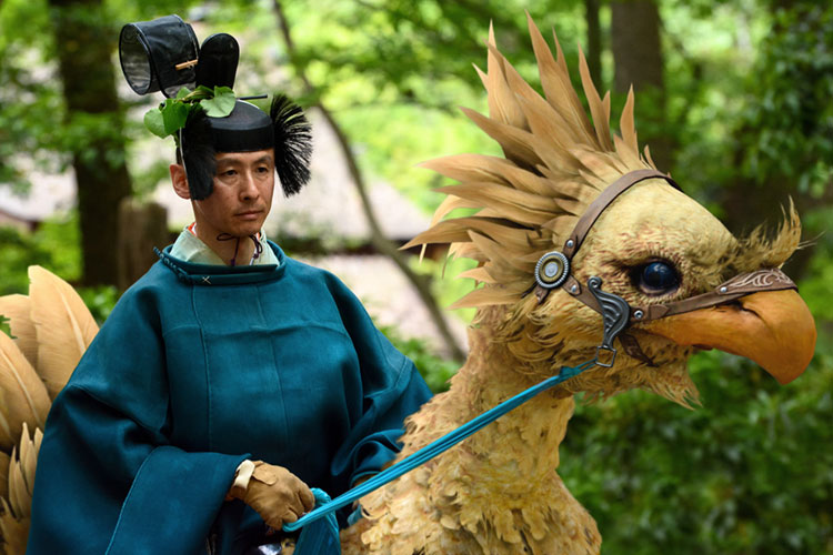 Yabusame archer riding a yellow chocobo.